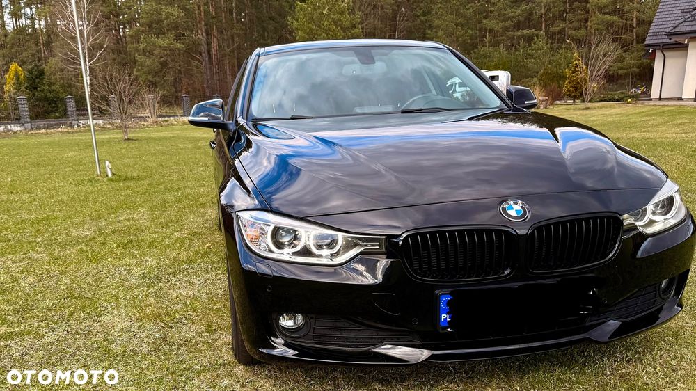 BMW Seria 3 318d - 5