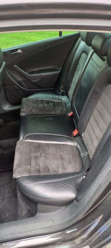 Volkswagen Passat 2.0TDI Comfortline DPF - 14