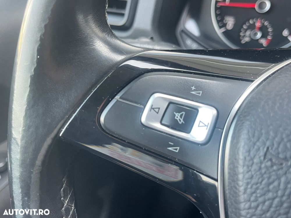 Volkswagen Amarok 4M Comfortline - 14