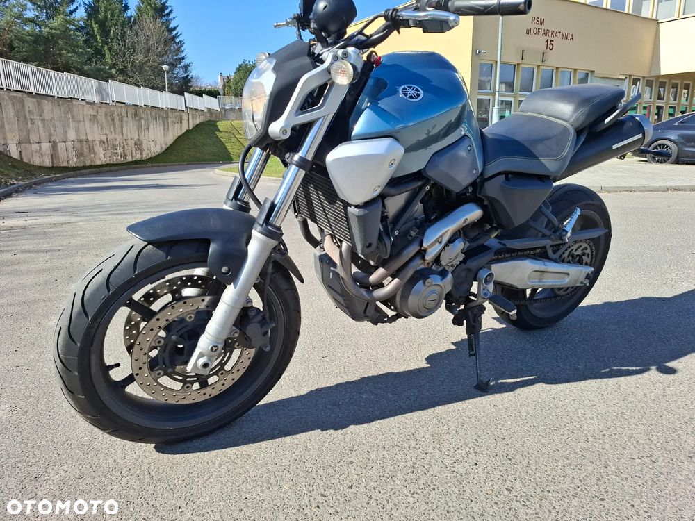 Yamaha MT - 5