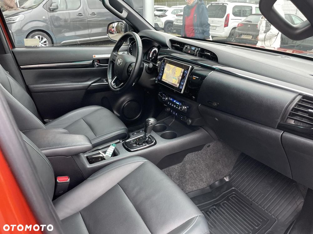Toyota Hilux 2.4 D-4D Double Cab Dakar 4x4 - 11