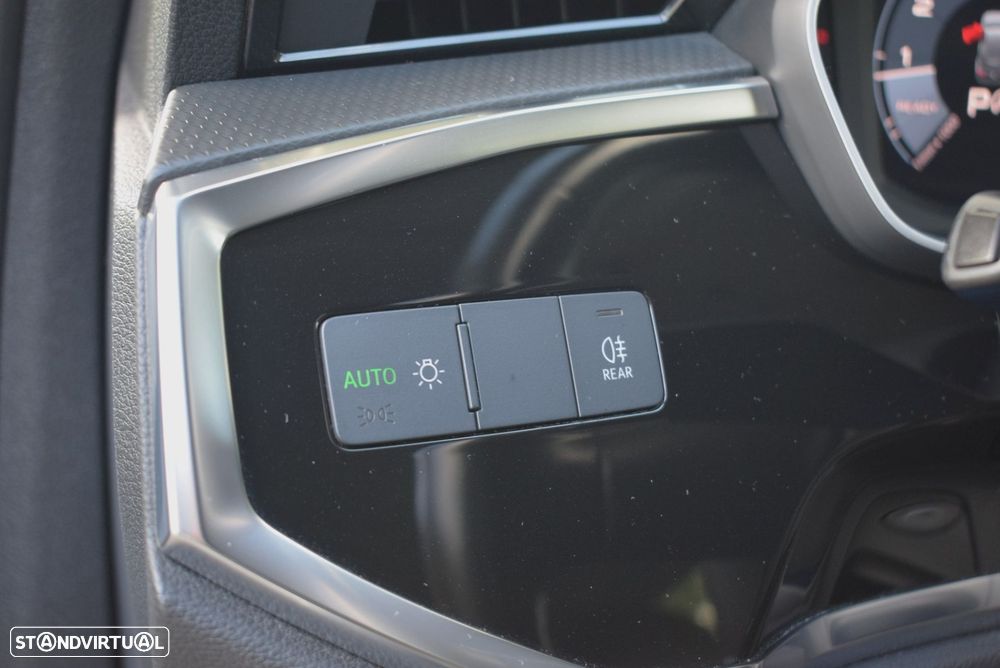 Audi Q3 35 TFSI Advanced S tronic - 22