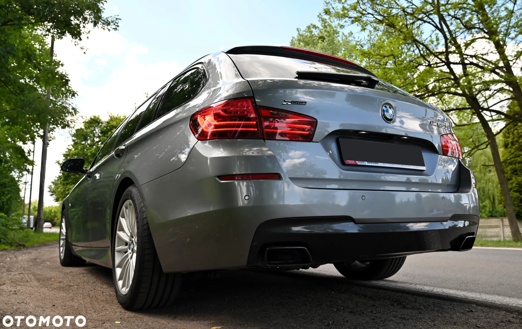 BMW Seria 5 M550d xDrive Touring Sport-Aut - 15