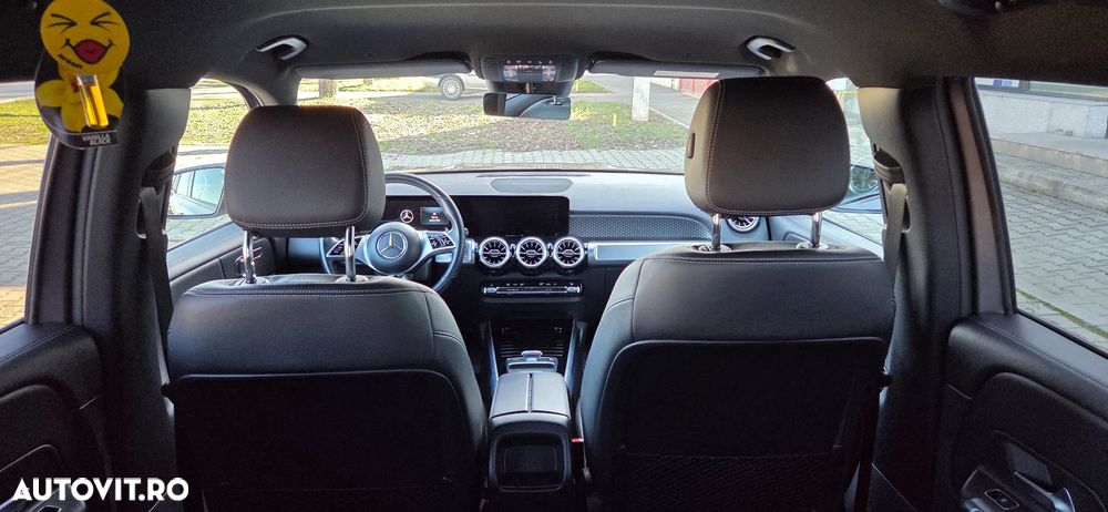 Mercedes-Benz GLB - 10