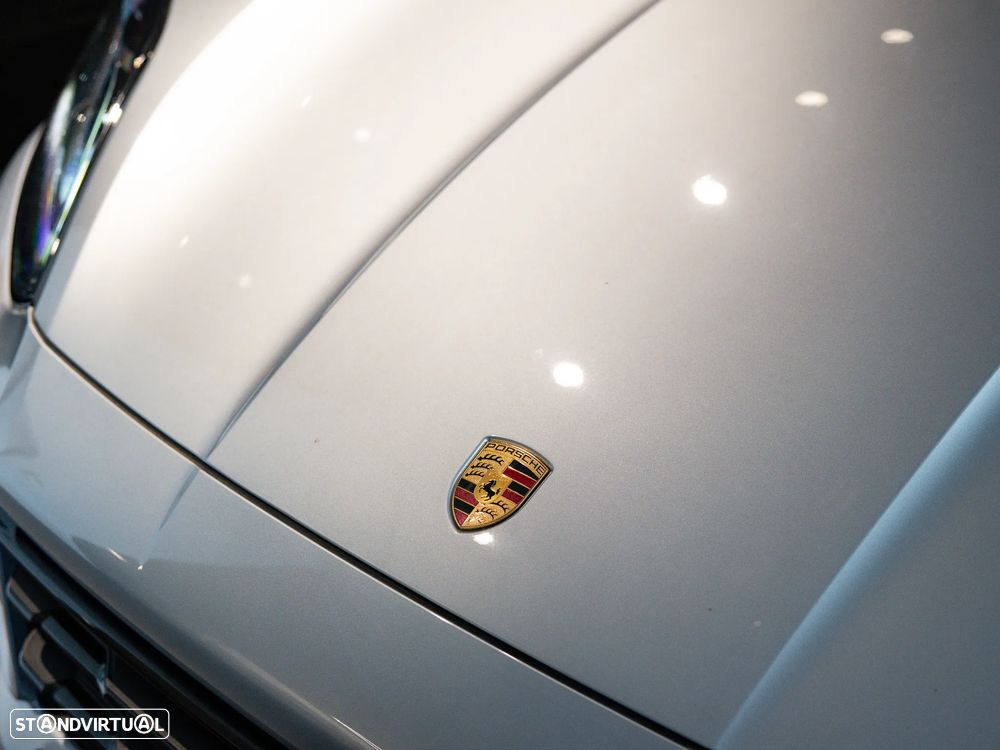 Porsche Cayenne E-Hybrid — fotografia 13