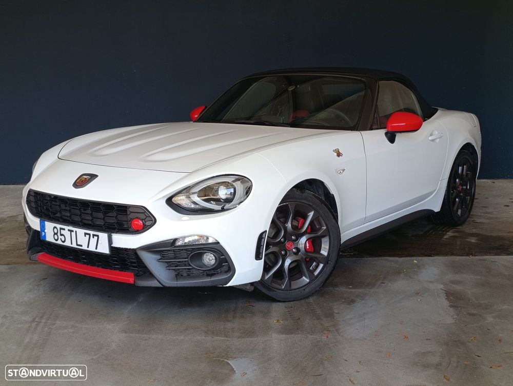 Abarth 124 Spider 2017 photo 2