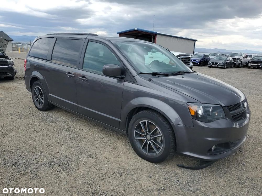 Dodge Grand Caravan - 1