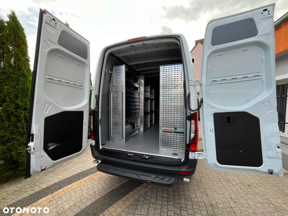 Mercedes-Benz Sprinter 319 4x4 - 12
