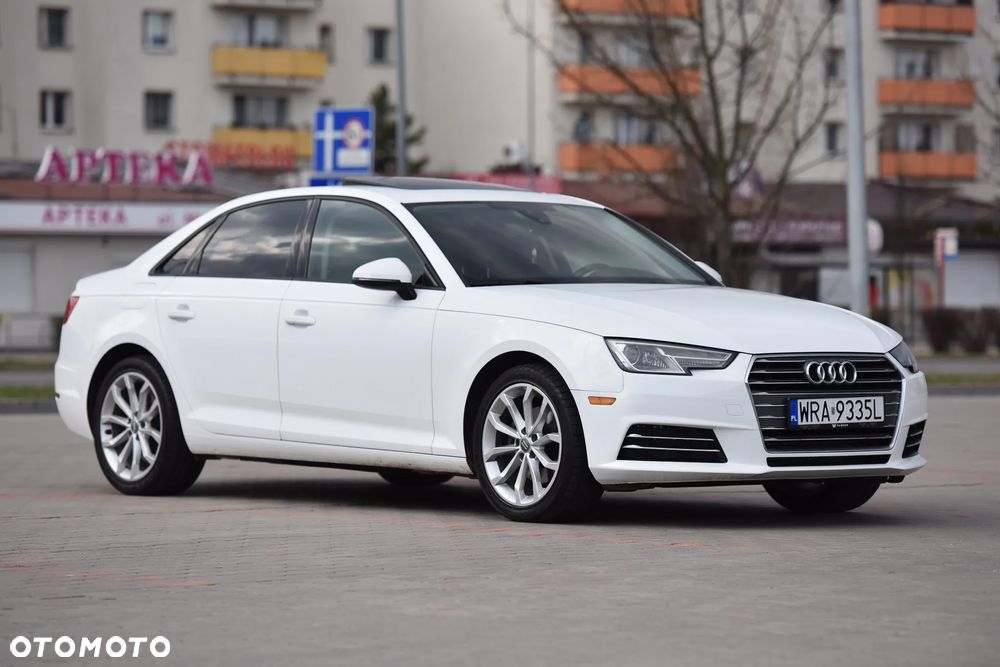 Audi A4 Limousine 2.0 TFSI ultra S tronic design - 1