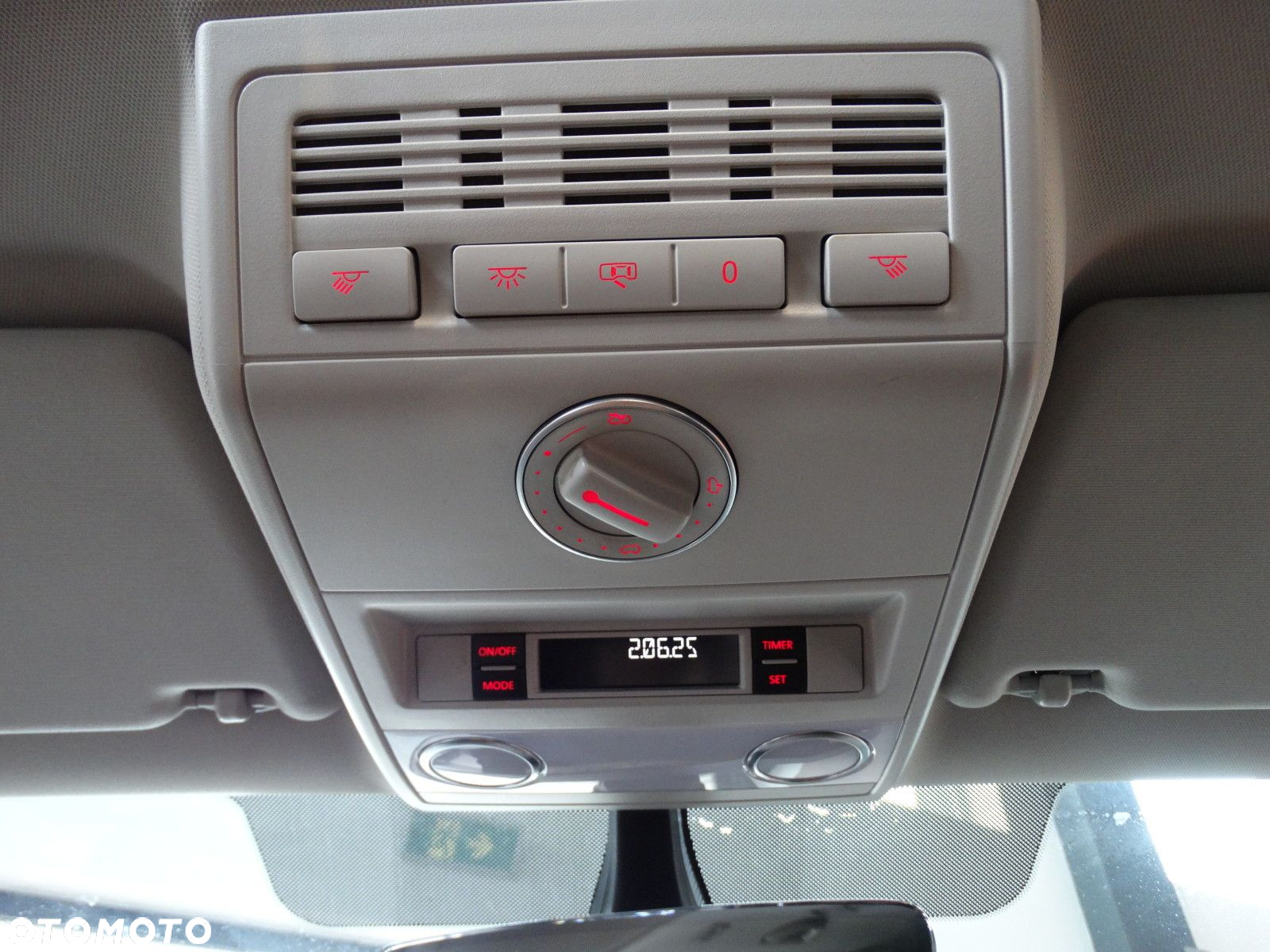 Volkswagen Multivan - 40