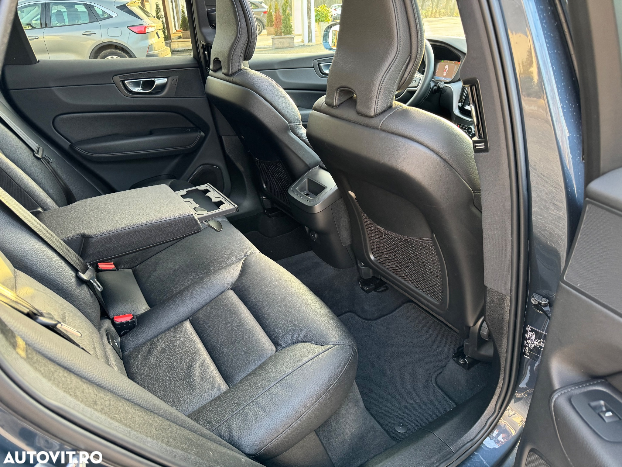 Volvo XC 60 B5 B Geartronic Momentum Pro - 17