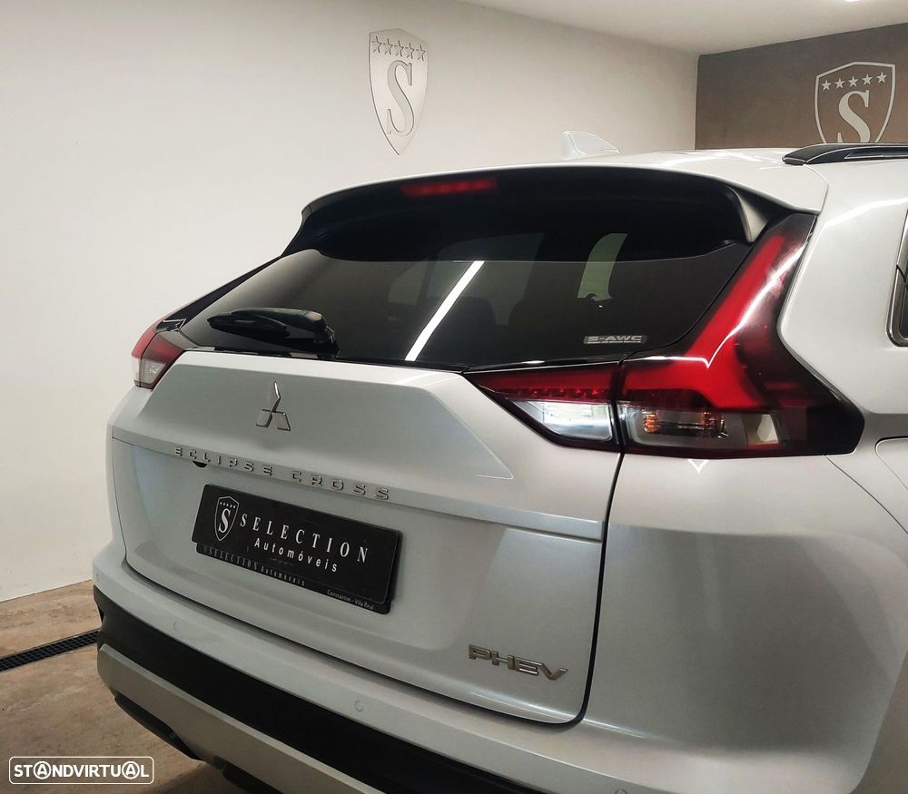 Mitsubishi Eclipse Cross 2.4 PHEV eMotion - 23