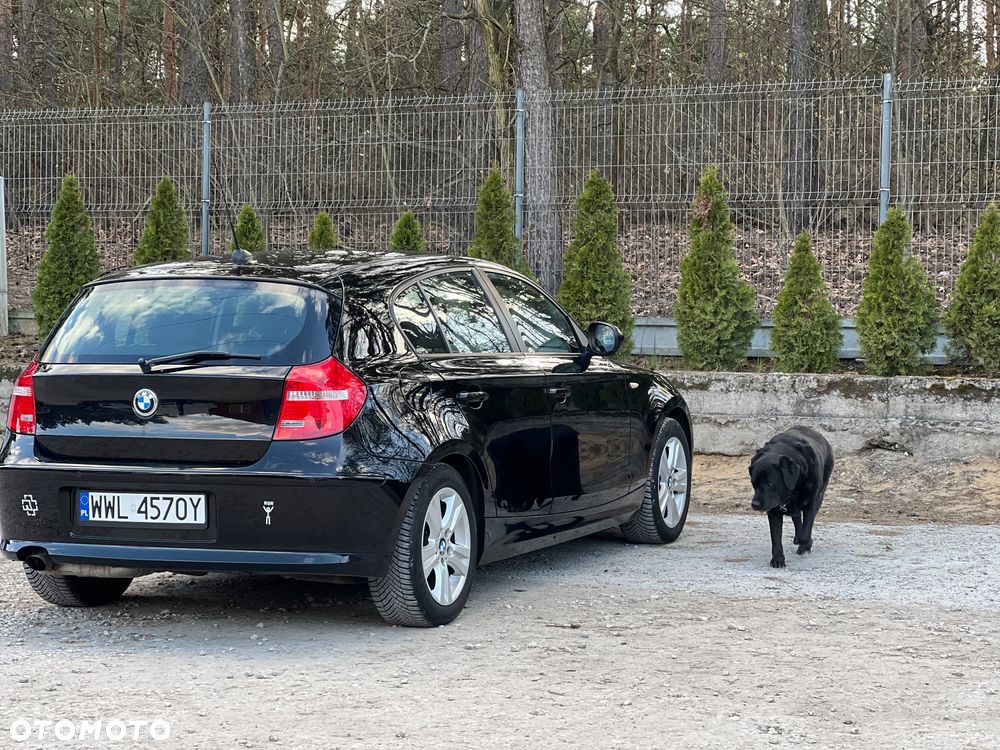 BMW Seria 1 118i Edition Sport - 8