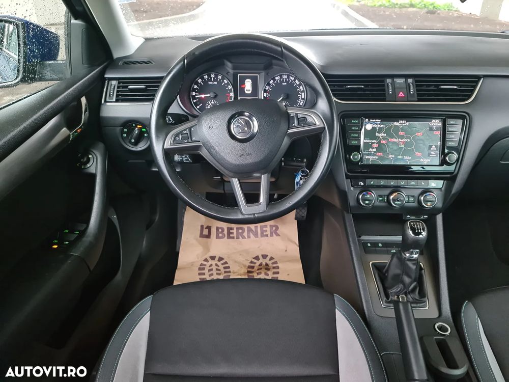 Skoda Octavia Combi 2.0 TDI (Green tec) Joy - 6