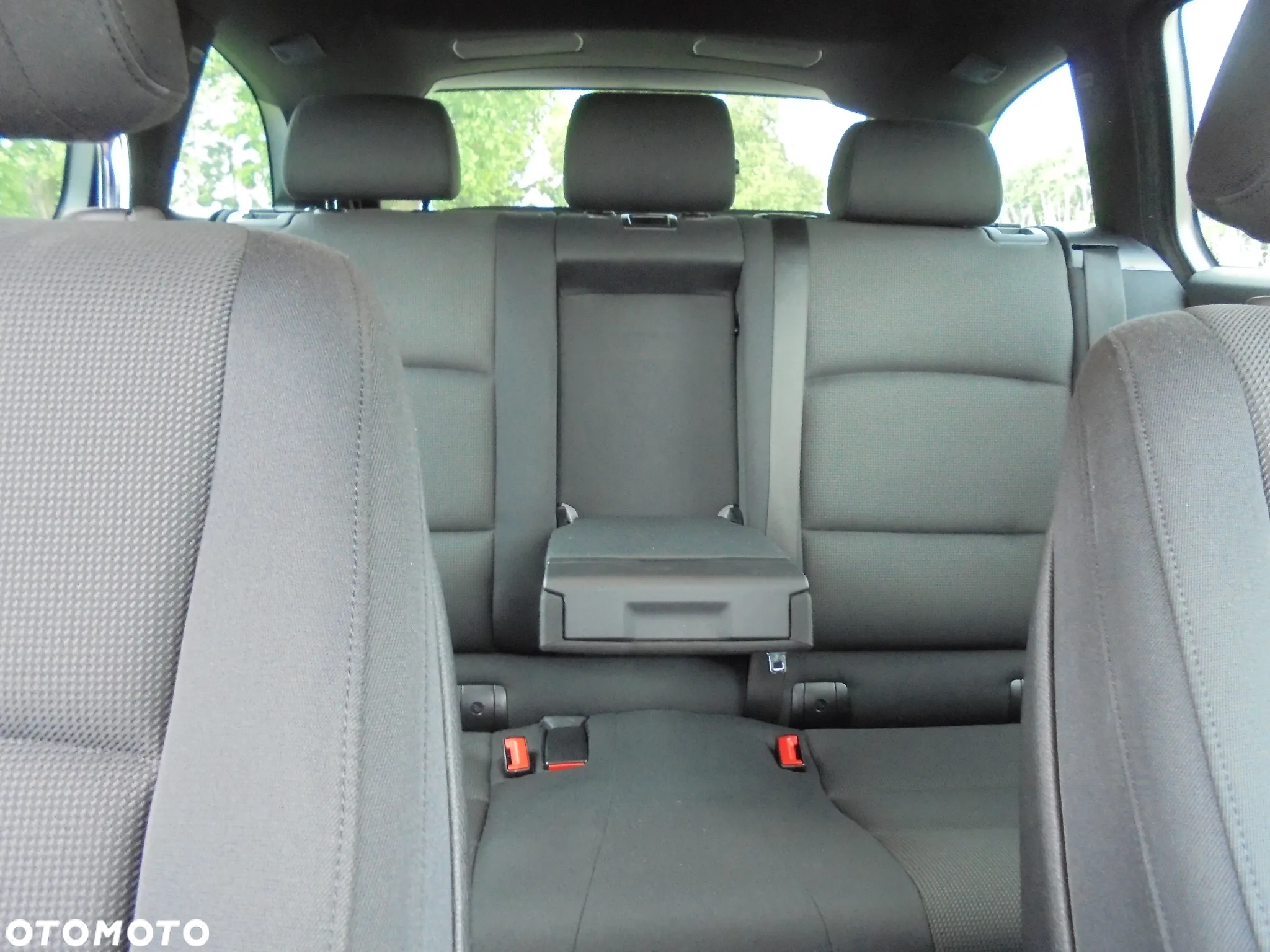 BMW Seria 5 520d Touring Luxury Line - 11