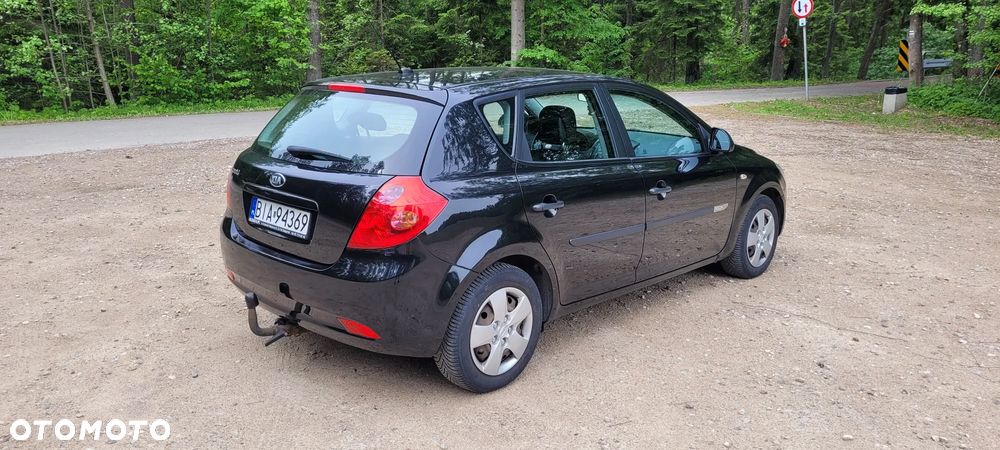 Kia Ceed 1.6 CRDi EX - 13