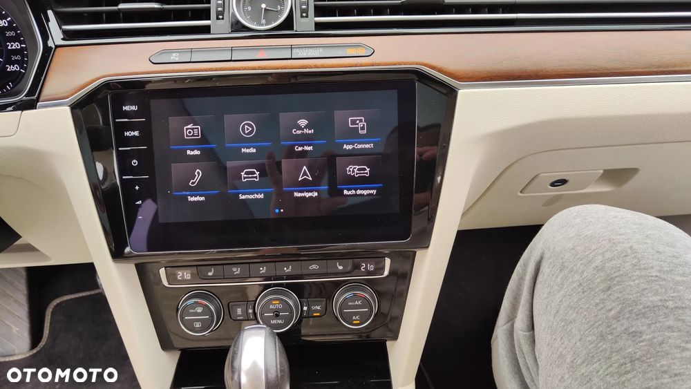 Volkswagen Passat 2.0 TDI Bi-Turbo BMT 4Mot Highline DSG - 16