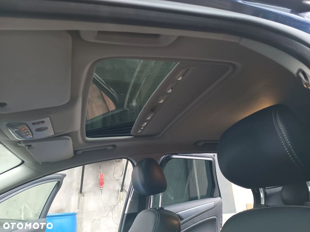 Ford Mondeo 2.0 TDCi Titanium - 36