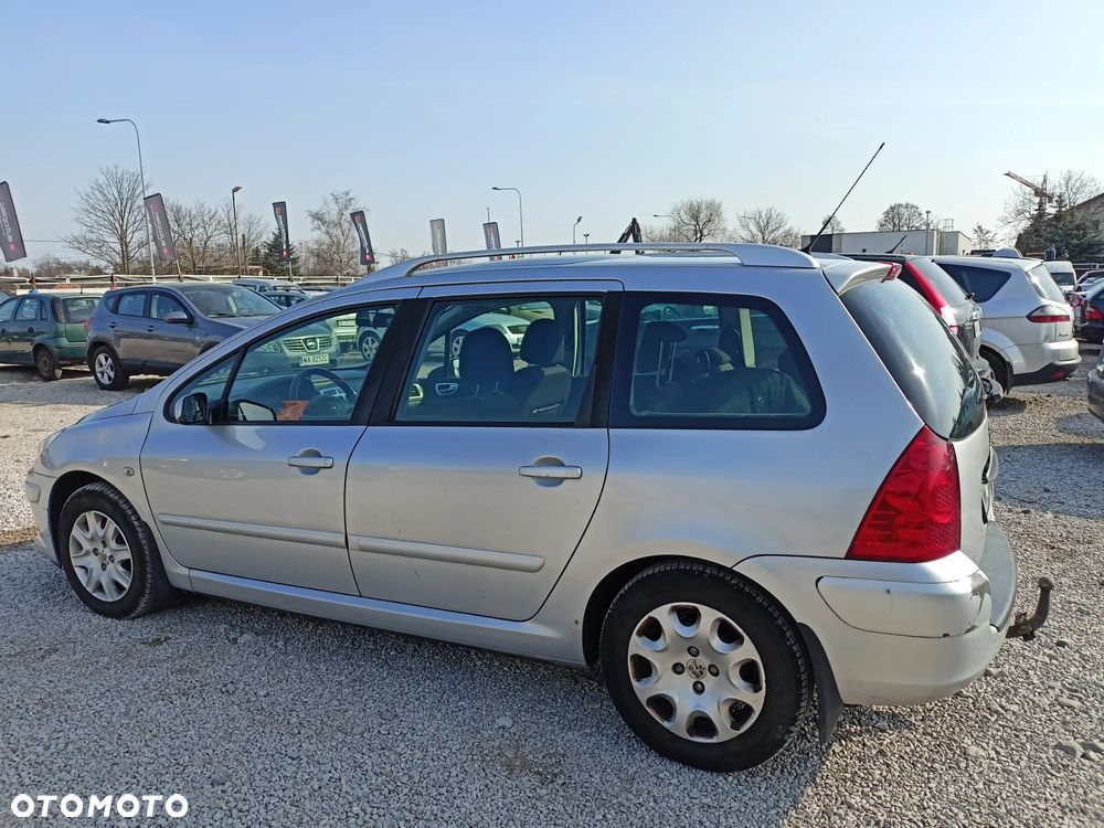 Peugeot 307 - 3
