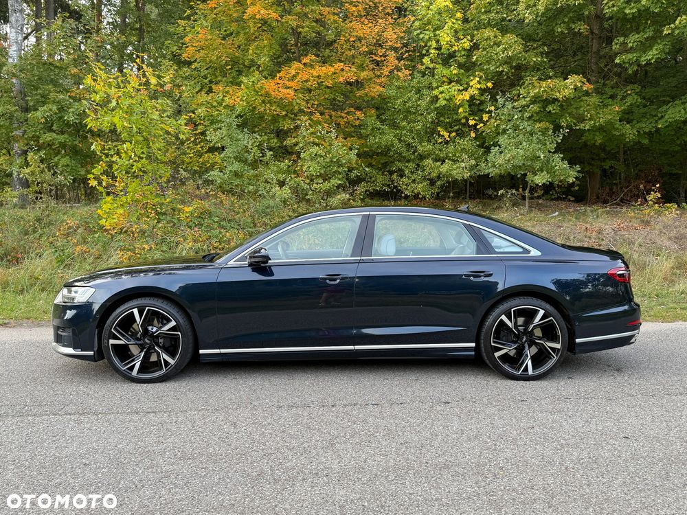 Audi A8 - 2