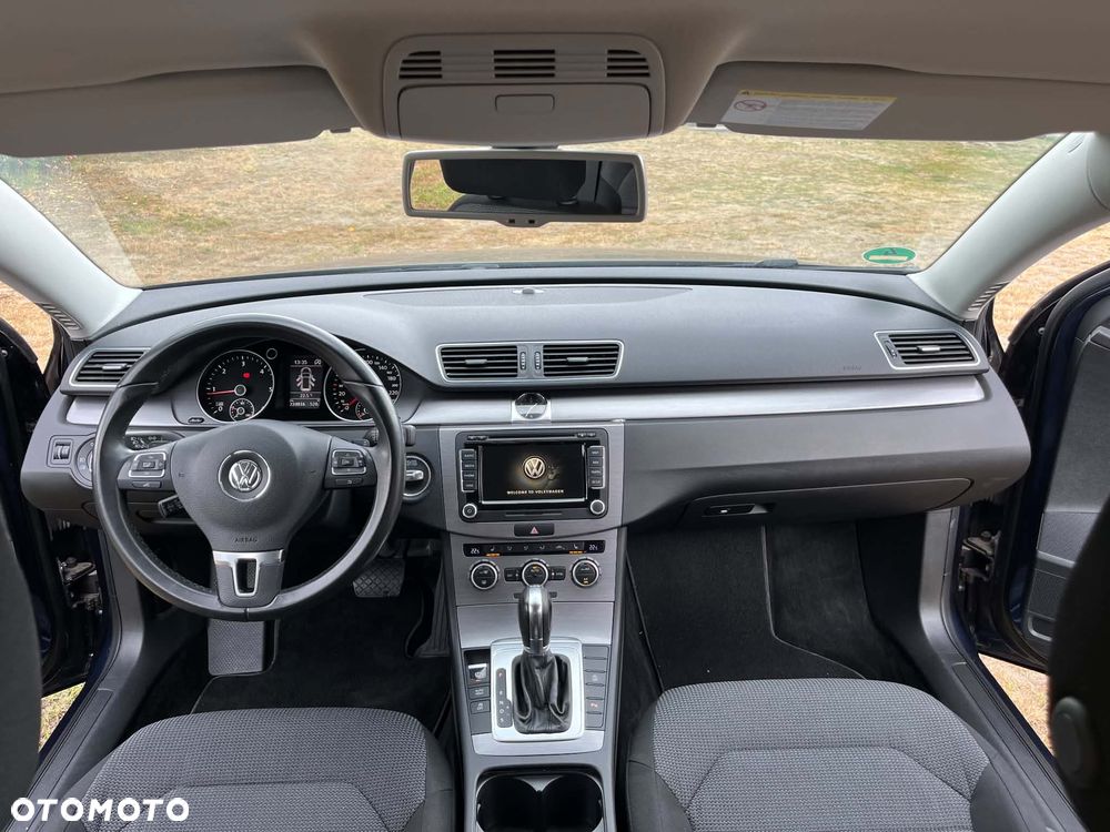 Volkswagen Passat 2.0 TDI Highline DSG - 29
