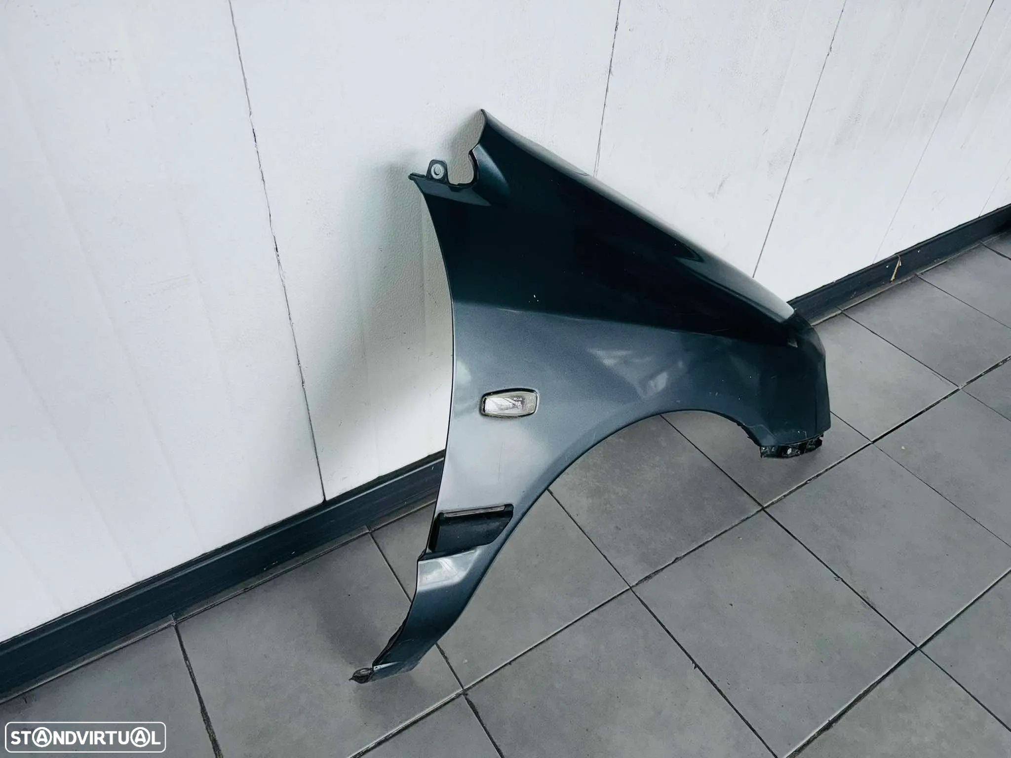 Guarda Lamas Direito Mitsubishi Space Star - 2003 / 2006 - 4