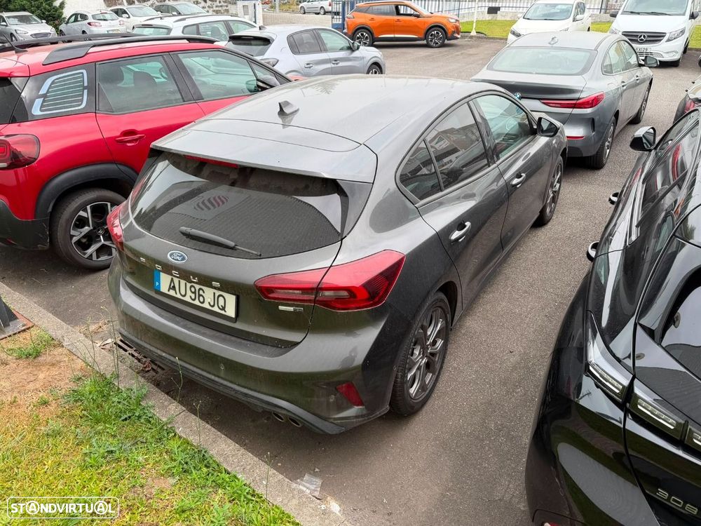 Ford Focus 1.0 EcoBoost MHEV ST-Line - 3