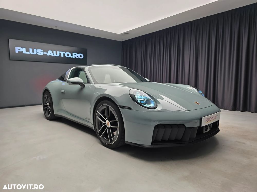 Porsche 992 - 7