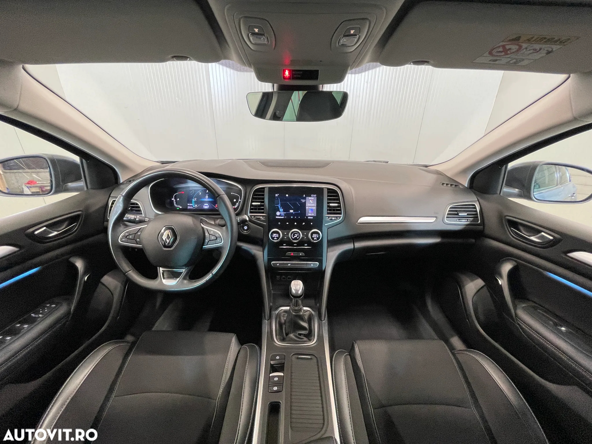 Renault Megane Blue dCi 116 Intens - 8