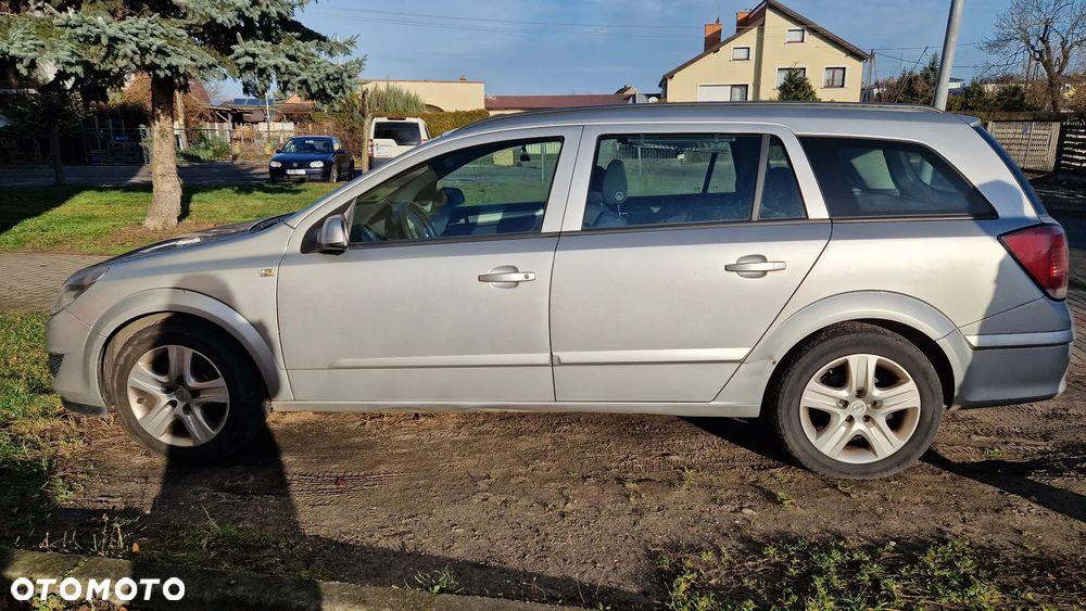 Opel Astra - 4