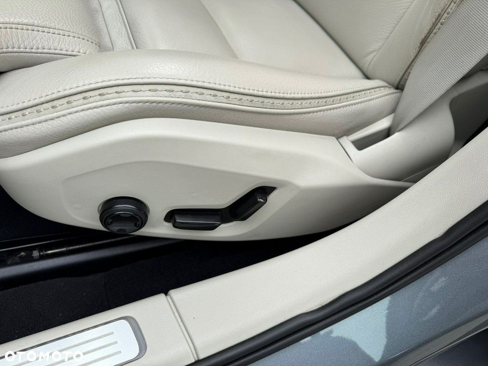 Volvo V90 Cross Country T5 AWD Pro - 13