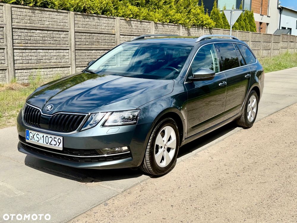 Skoda Octavia 2.0 TDI Edition DSG - 2