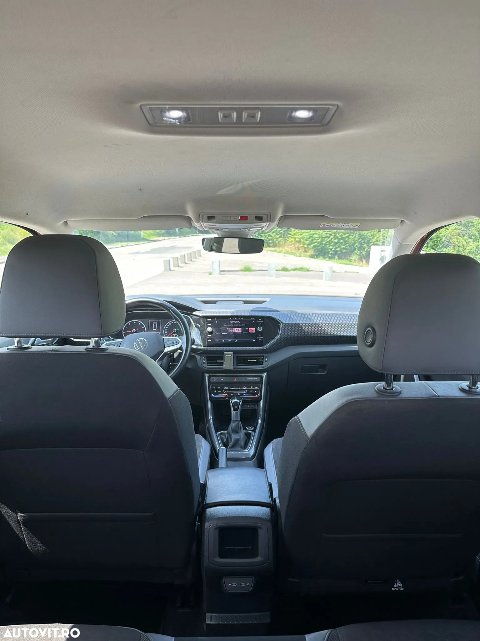 Volkswagen T-Cross - 14