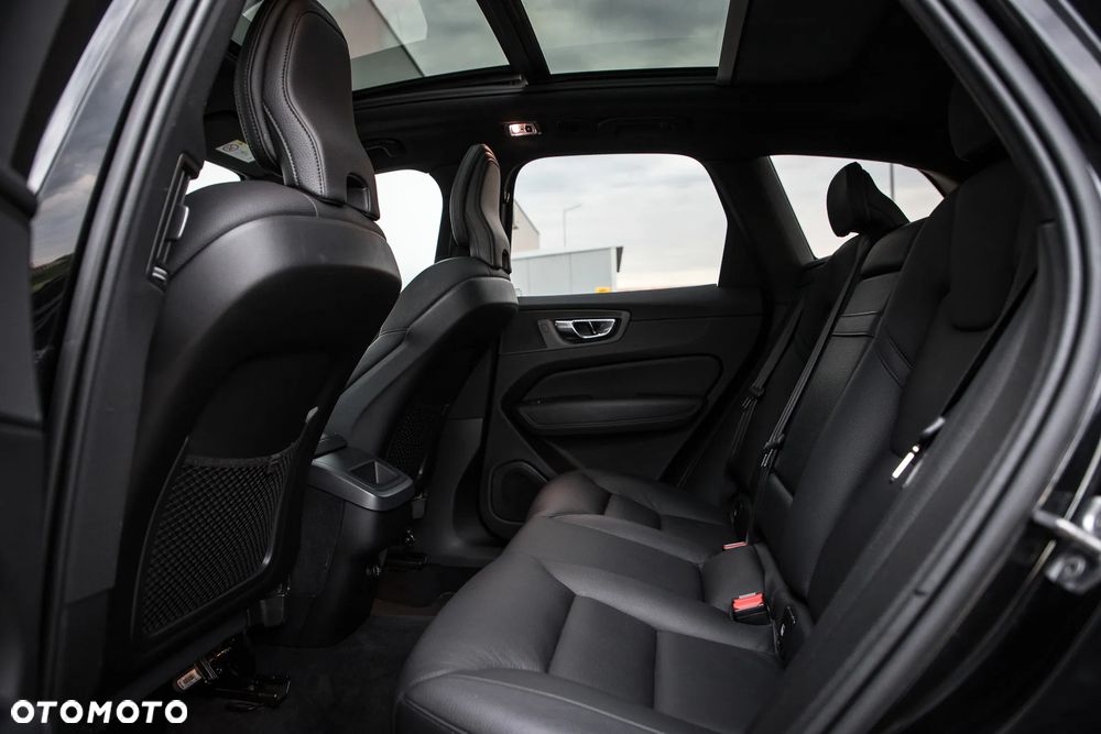 Volvo XC 60 D4 SCR Inscription - 32