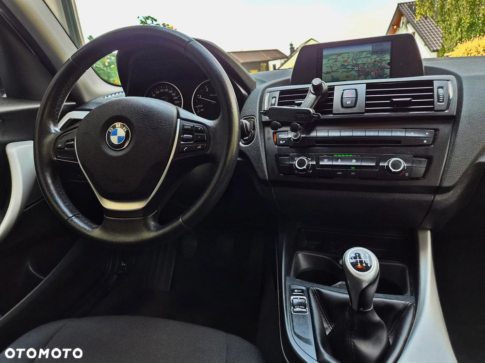 BMW Seria 1 116d Sport Line - 15