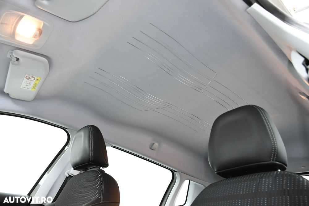 Peugeot 2008 PureTech 110 Stop&Start EAT6 Allure - 17