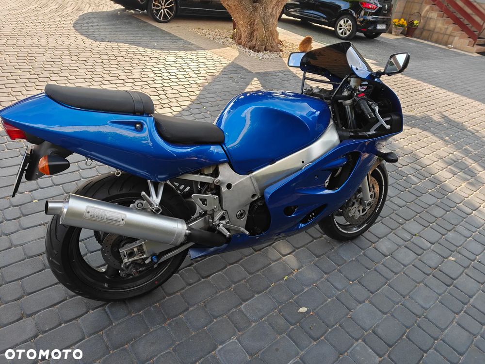 Suzuki GSX-R - 5