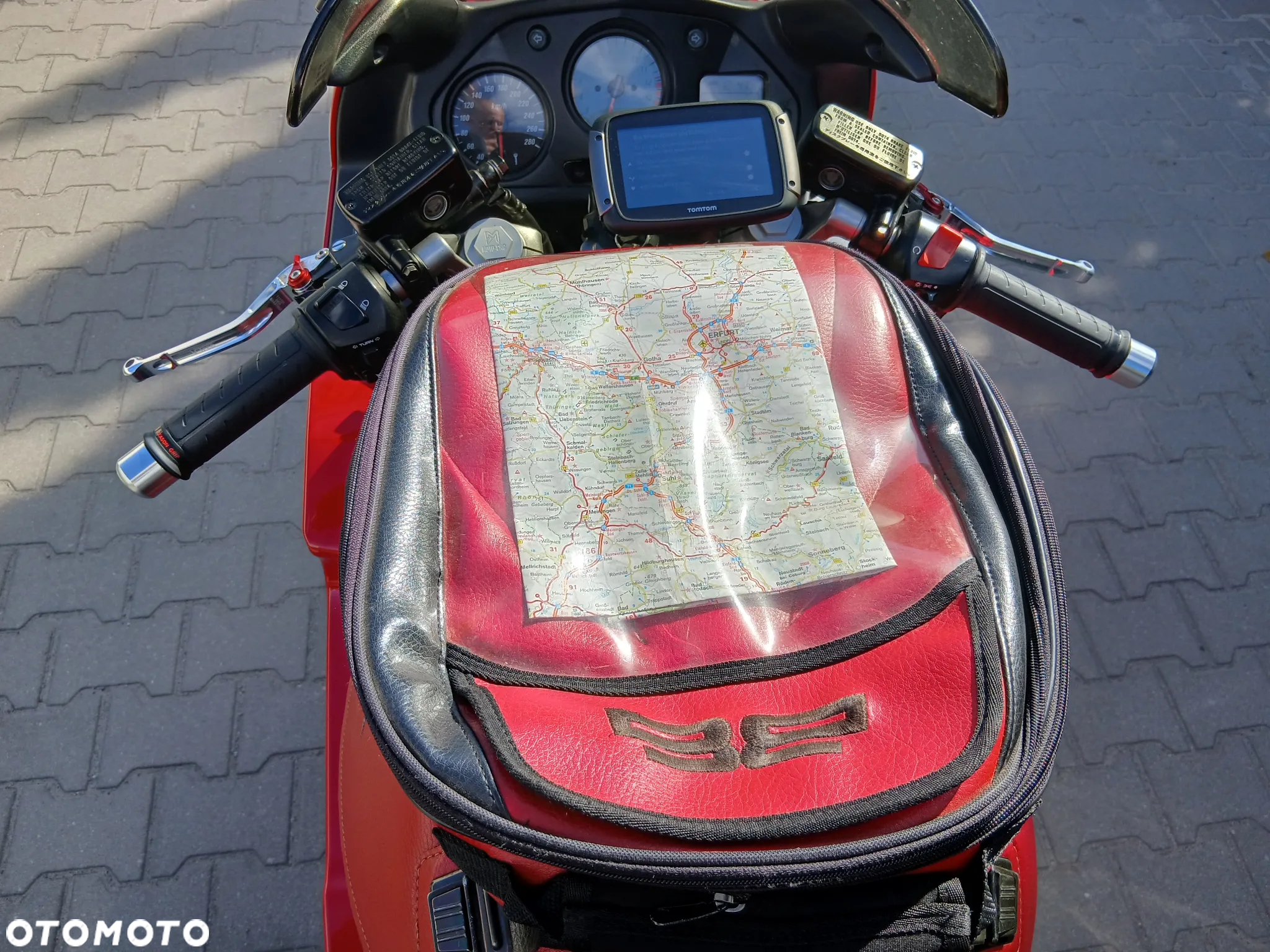 Honda VFR - 13