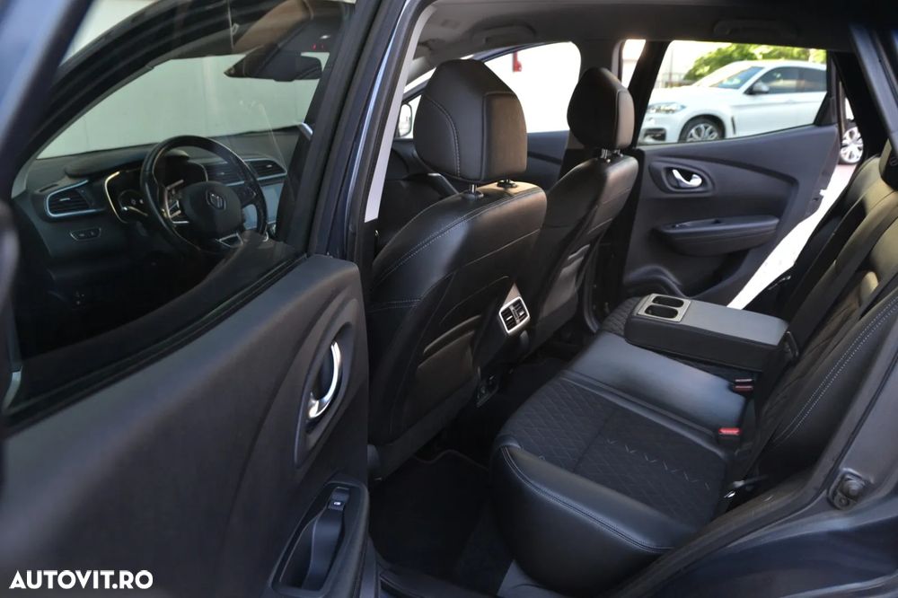 Renault Kadjar BLUE dCi 115 EDC INTENS - 11
