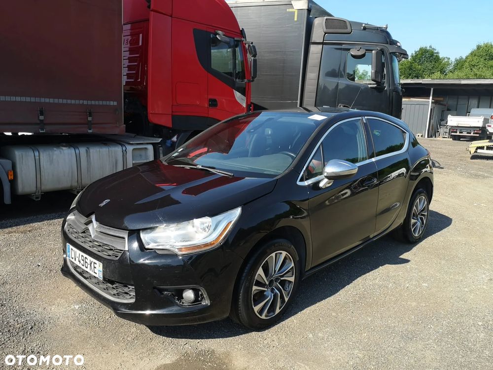 Citroën DS4 1.6 HDi SoChic - 27