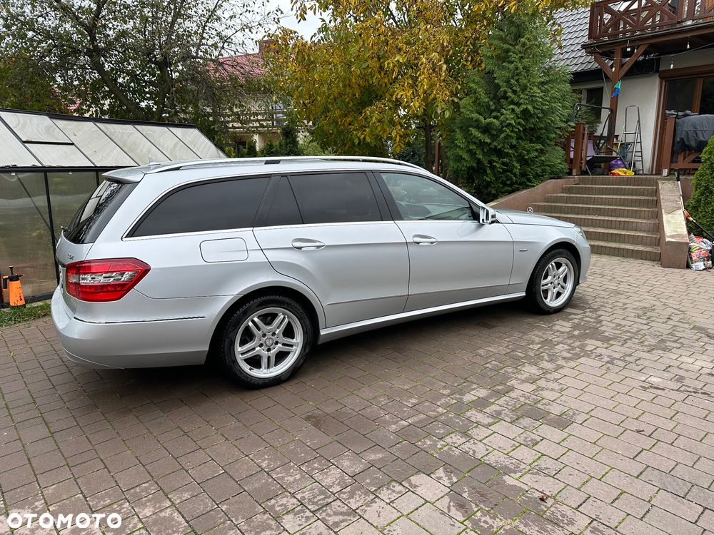 Mercedes-Benz Klasa E 250 CGI BlueEffICIENCY Avantgarde - 3