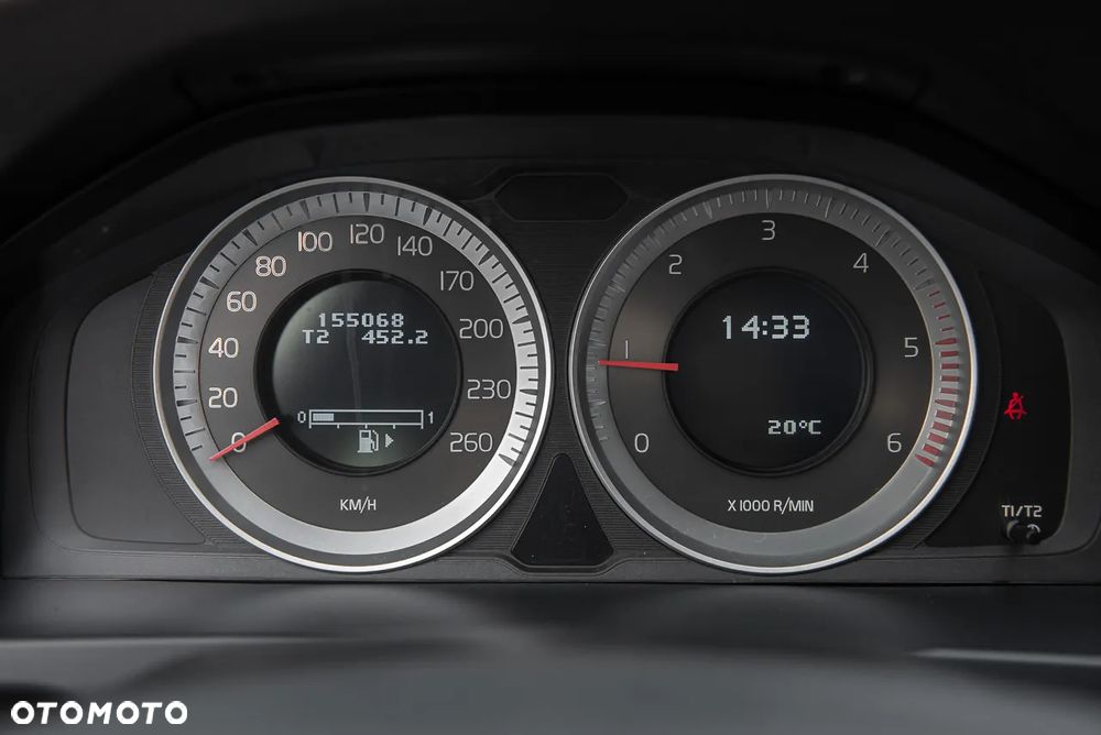 Volvo V60 D2 Momentum - 20