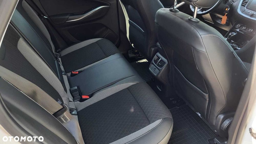 Opel Grandland X 1.6 T Elegance Business Pack S&S - 15