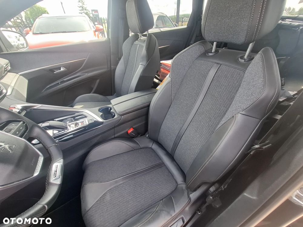 Peugeot 5008 1.5 BlueHDi Active S&S EAT8 - 13