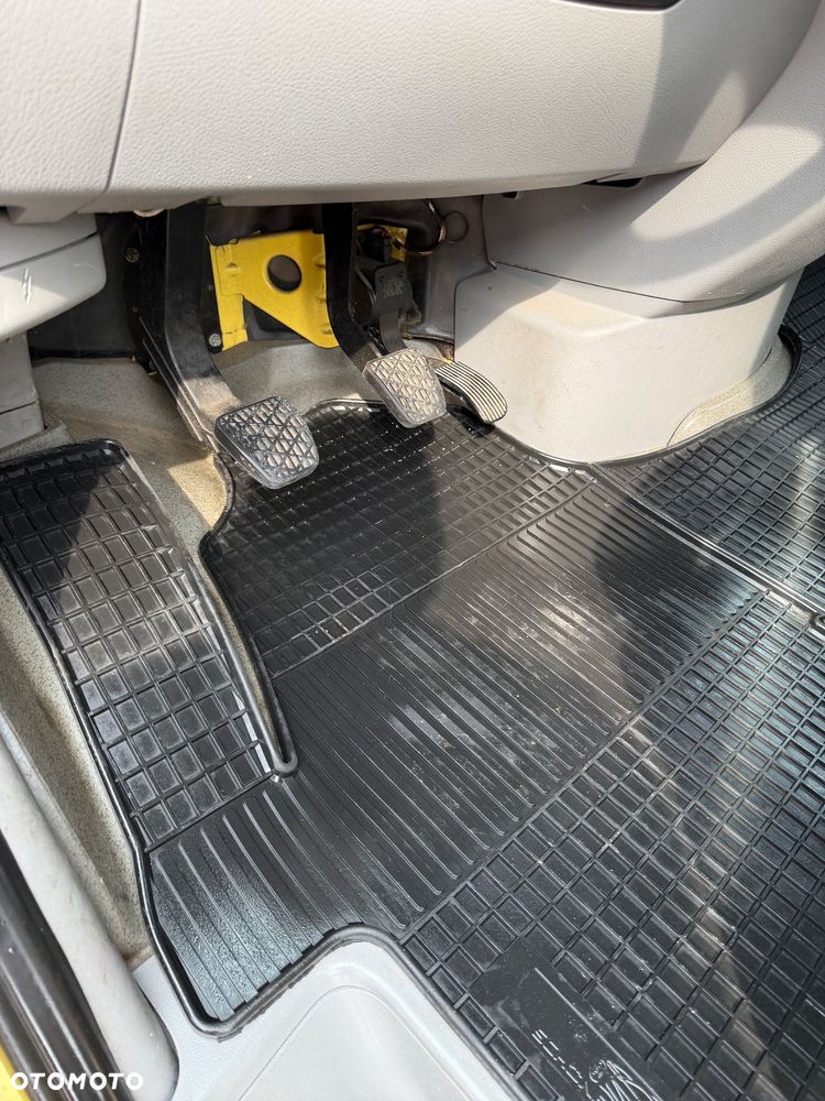 Volkswagen Crafter - 31