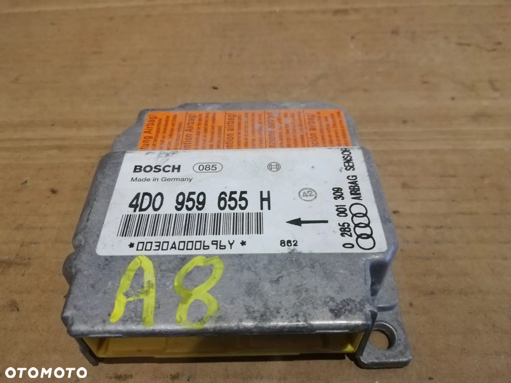Audi A8D2 4D0 959 655 H Sterownik AIRBAG - 1