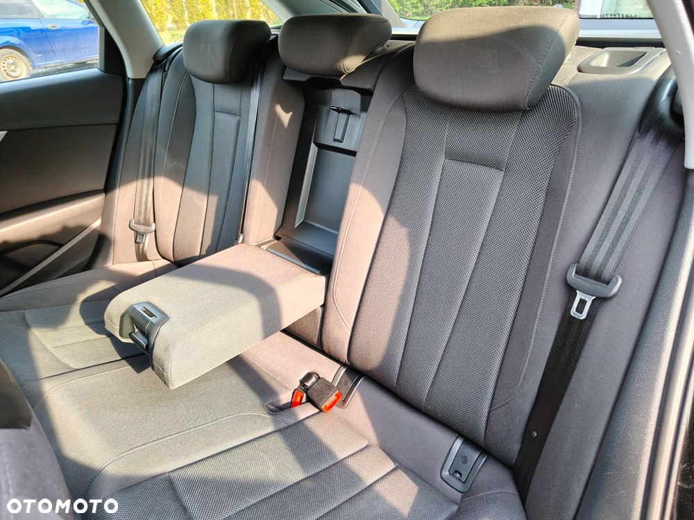 Audi A4 Allroad - 24