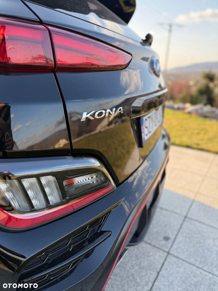Hyundai Kona - 11