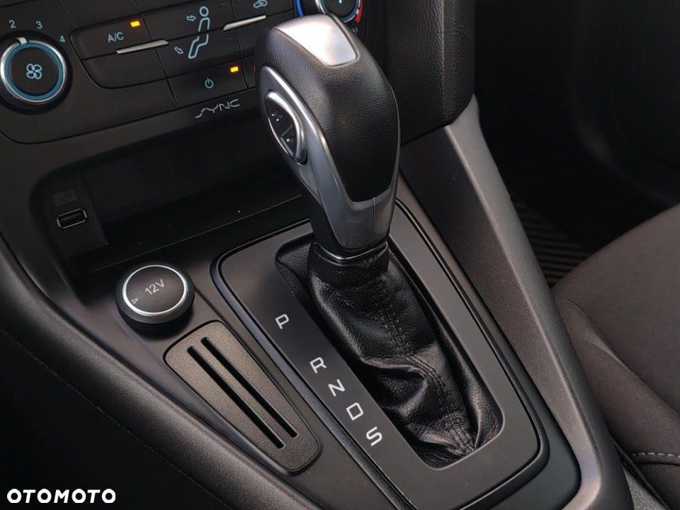 Ford Focus - 22