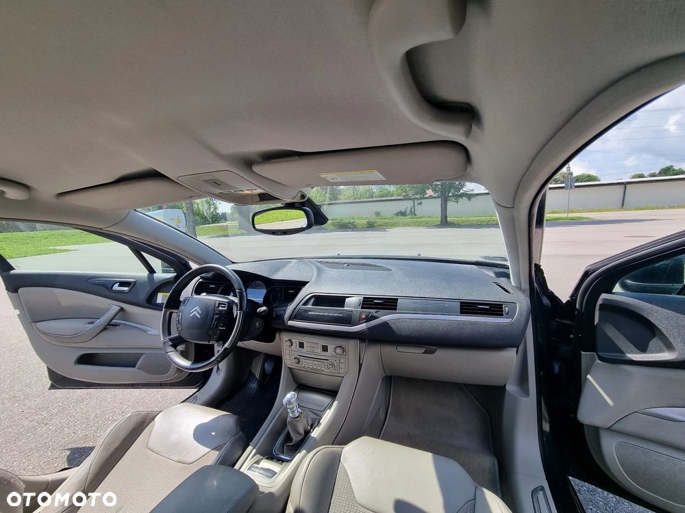 Citroën C5 2.2 HDi Exclusive - 17